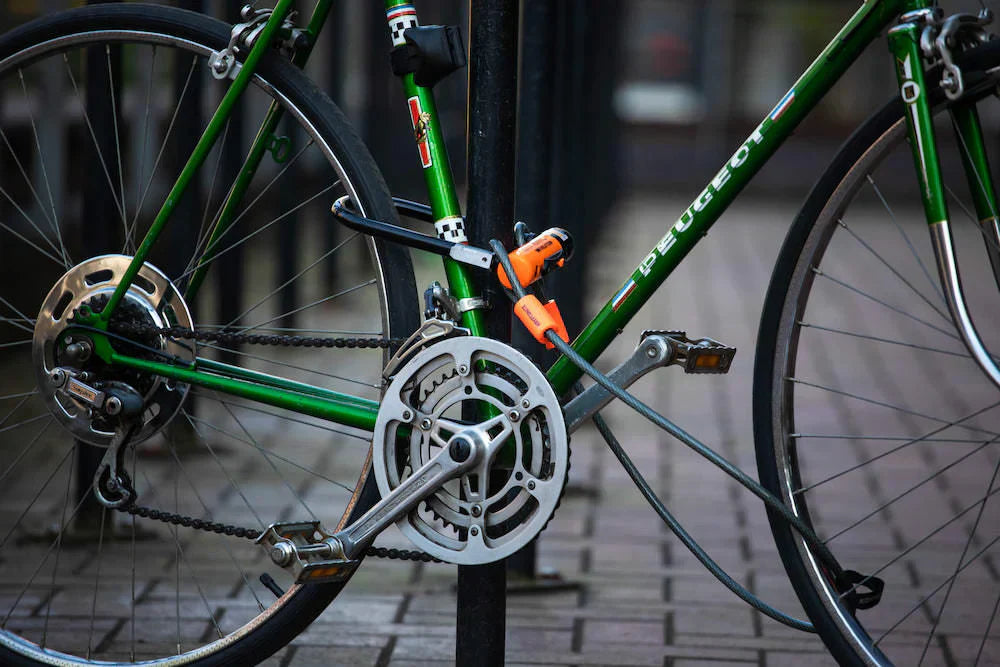 Antivols de vélo : le guide complet pour ne plus jamais perdre son vélo