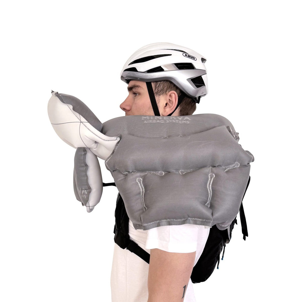 Airbag vélo MASE Airding Fusion AirRide gonflé de profil