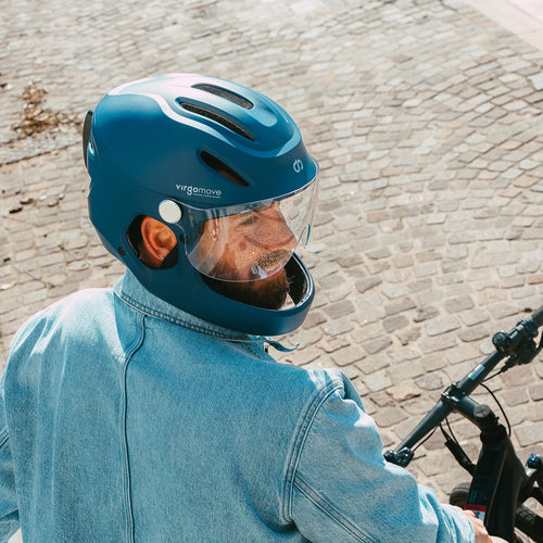 Casque intégral Virgo Integral 2026 Virgomove bleu marine porté à vélo en ville