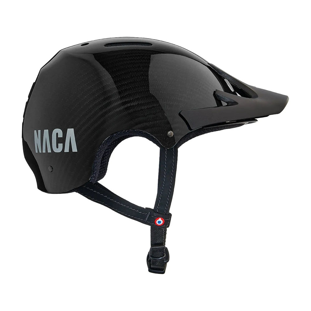 Casque vélo NACA Carbone Candy noir, vue de profil avec visière