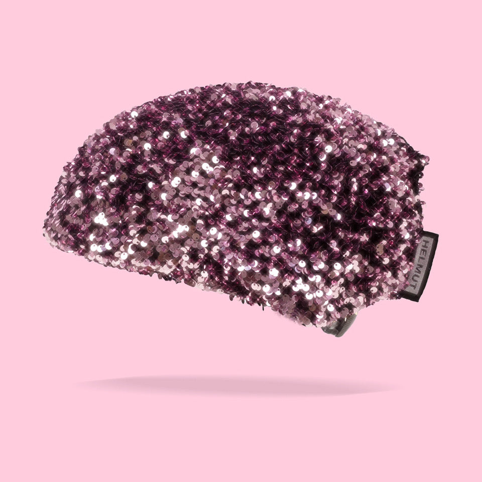Couvre-casque Helmut Big Sequins Light Pink sur fond rose