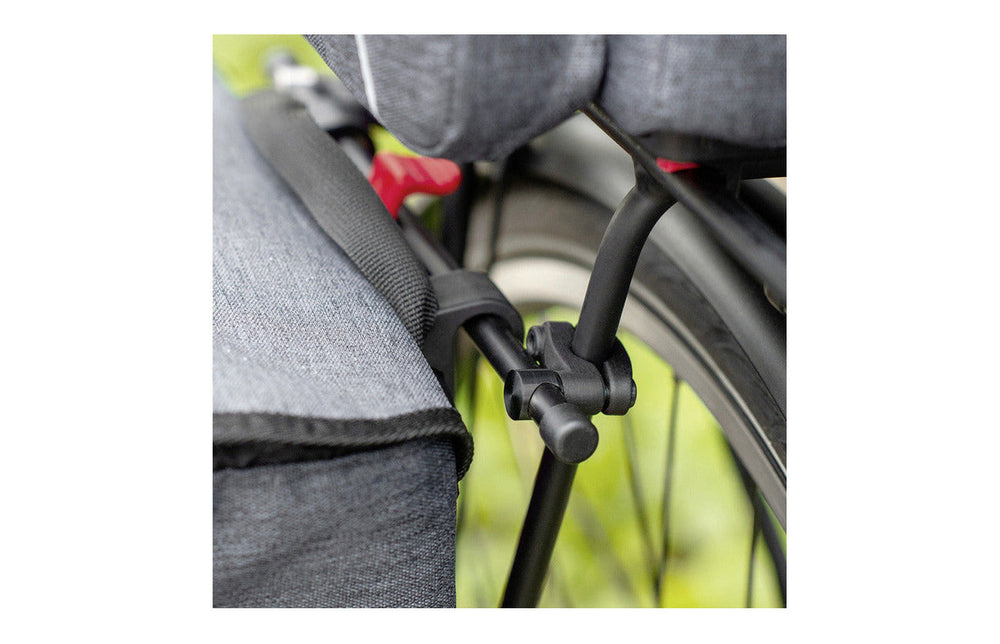 Le detail de la fixation du rail lateral KlickFix Xtra Rail