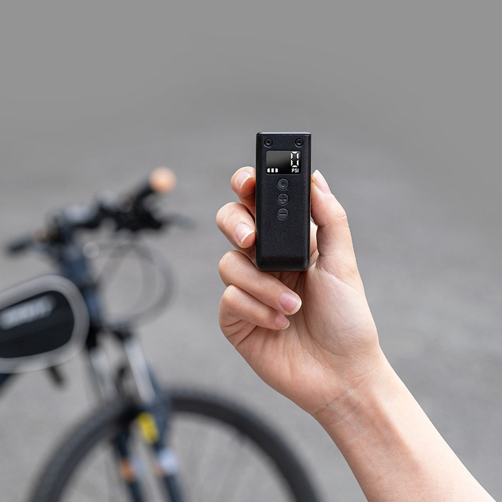 mini-pompe-electrique-velo-cycplus-as2-pro-2