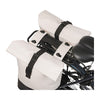 Sacoche double vélo Basil Cove MIK 32 L coloris Blanc cassé – montage sur le porte-bagages