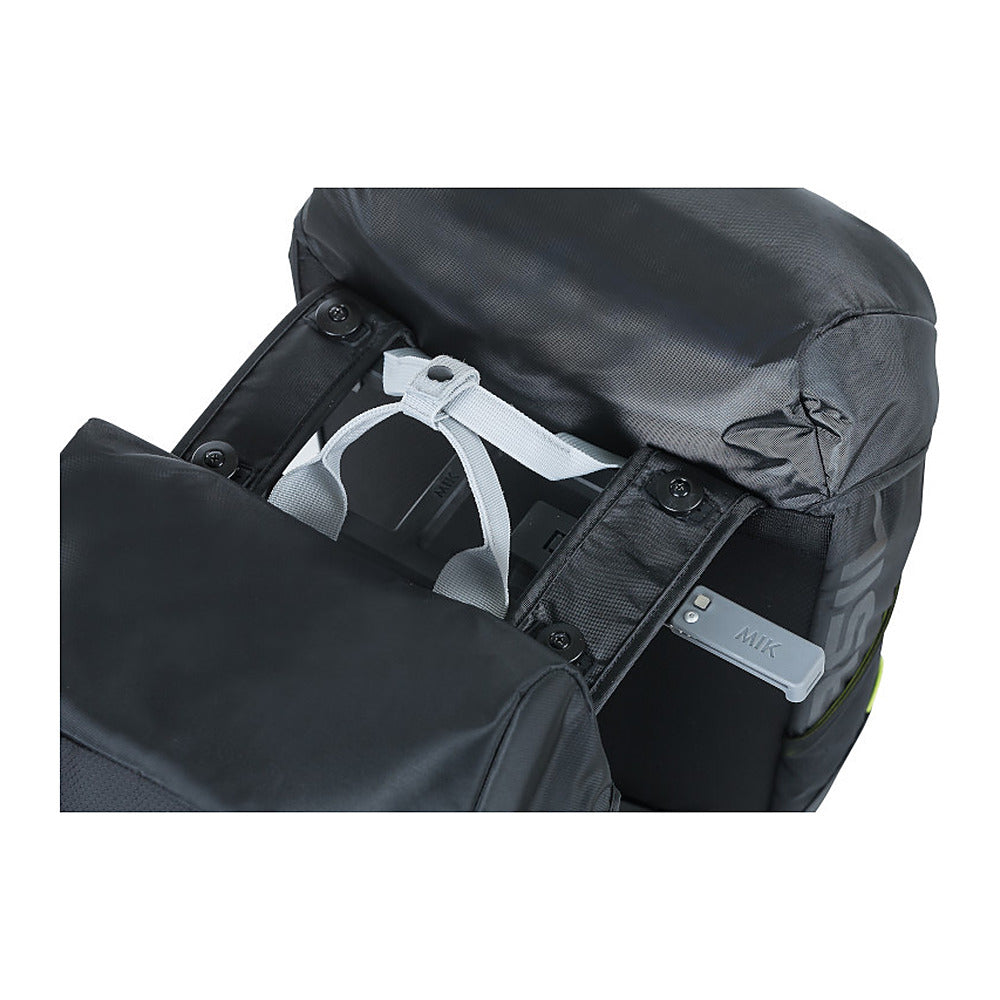 Sacoche double vélo Basil Miles MIK 34 L coloris Black Lime – fixation MIK sur le porte-bagages
