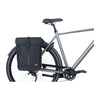 Sacoche double vélo Basil Move Universal Bridge 30 L coloris Noir – montee sur un velo de ville