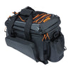 Sacoche porte-bagages vélo Basil Miles Tarpaulin XL Pro 36 L coloris Noir / Orange – vue trois quarts