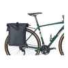 Sacoche vélo Basil SoHo Nordlicht MIK Studs 17 L coloris Noir nuit – vue d ensemble sur le velo
