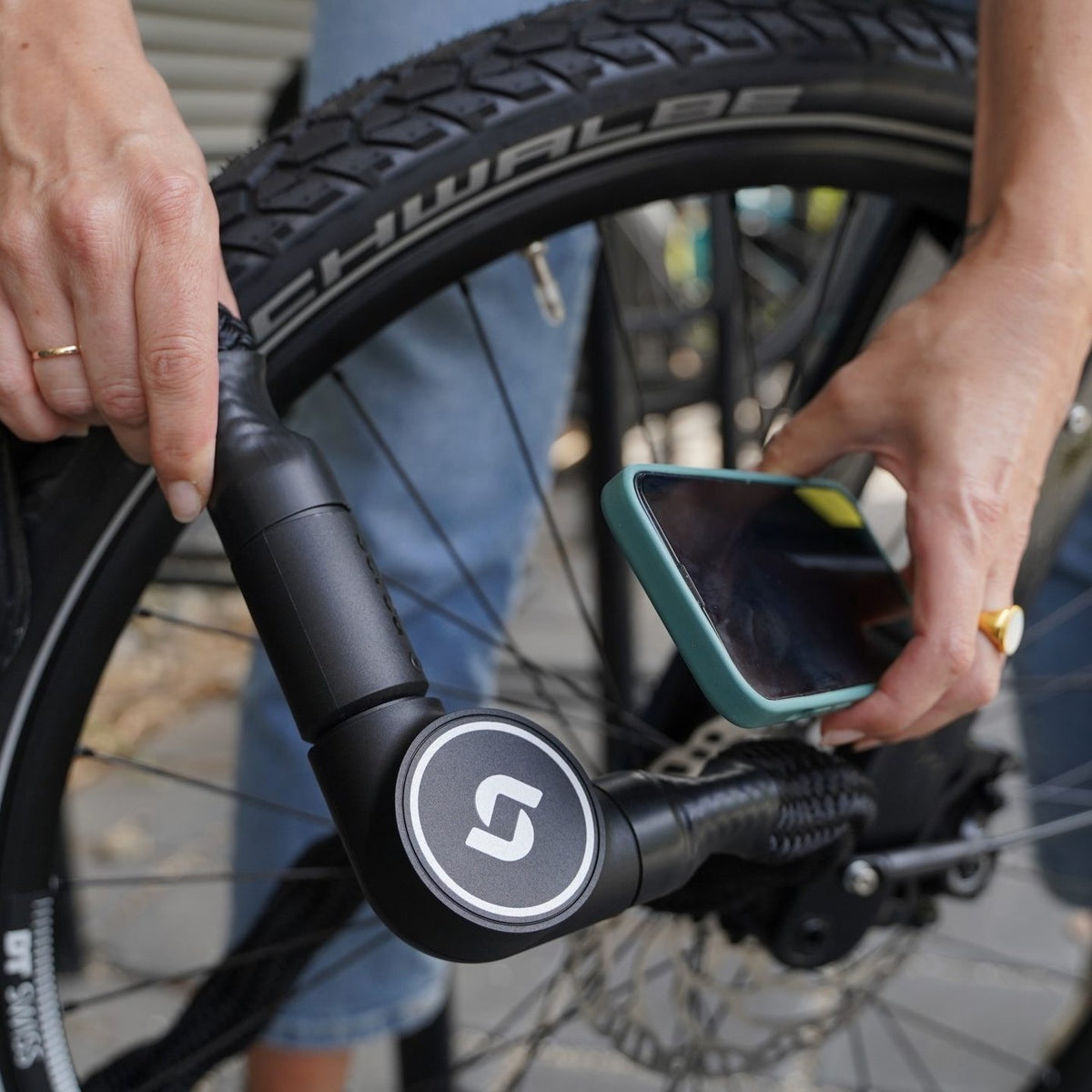 Ouverture de l'antivol connecté Serea en NFC avec un smartphone