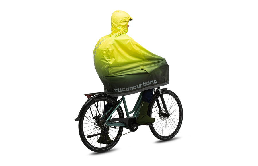 Garibaldina Zeta Color couvrant le guidon sur un vélo de ville